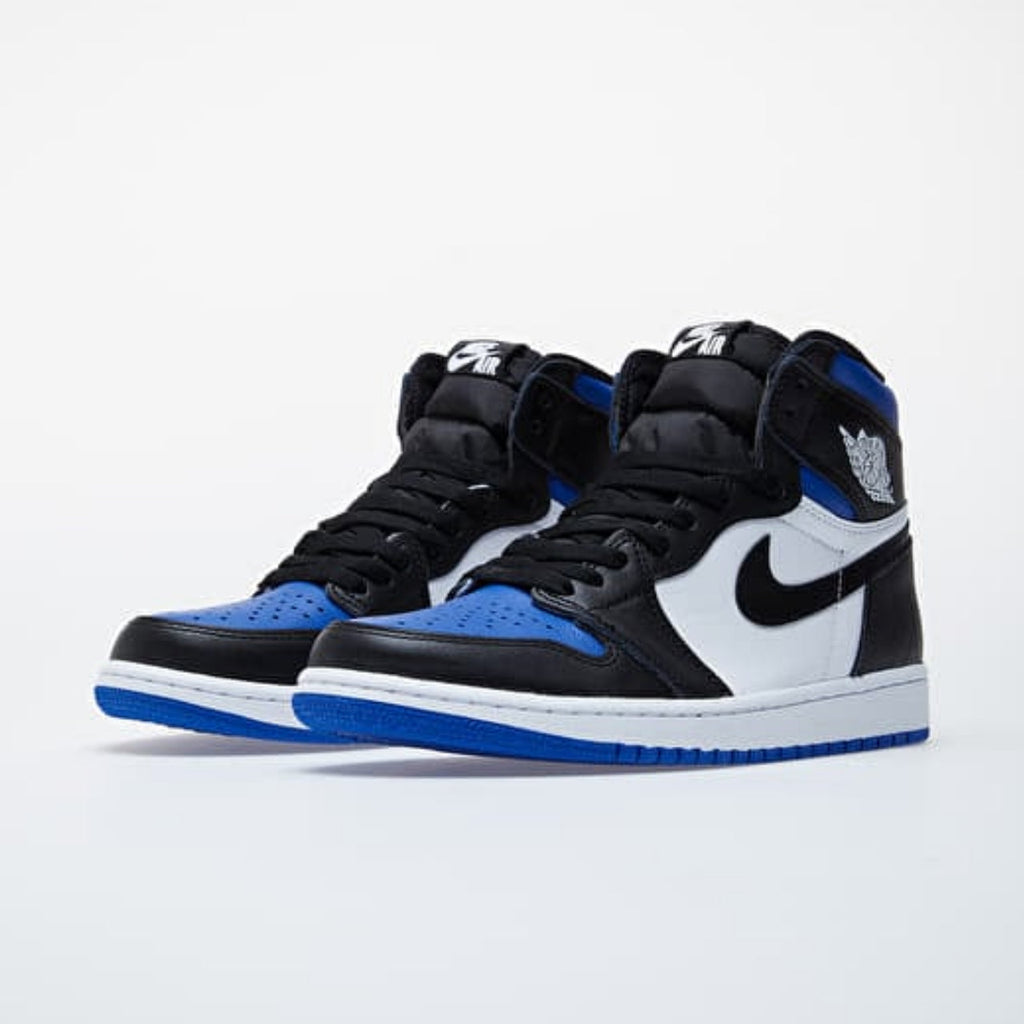 Air Jordan 1 Retro High OG
Black/ Black-White-Game Royal