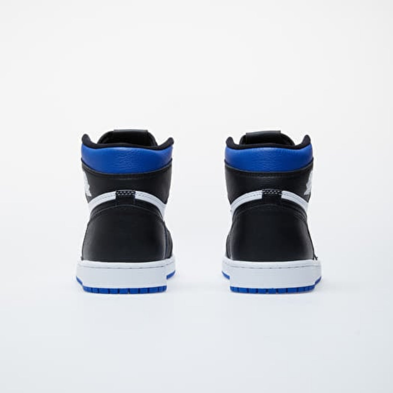 Air Jordan 1 Retro High OG
Black/ Black-White-Game Royal